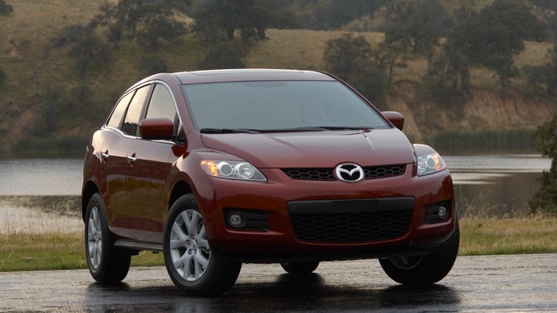 A red Mazda C-7