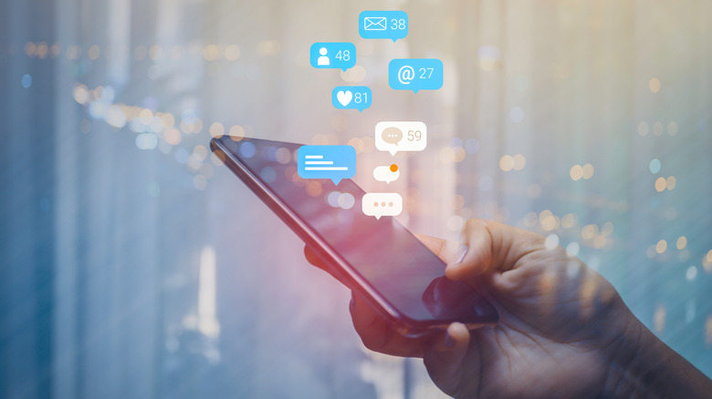 Phone and app notifications being sent to a phone