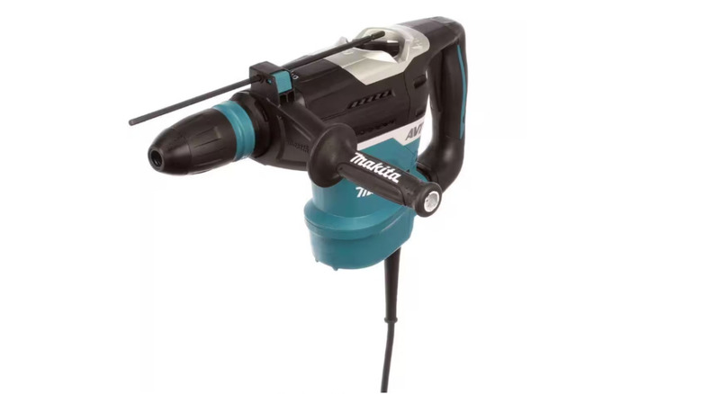Makita HR3210C – 1-1/4 Inch SDS-PLUS Rotary Hammer on display