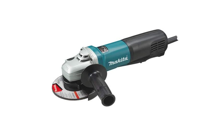 Makita 9565PC – 5 Inch Angle Grinder with SJS on display