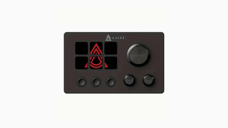 The AJAZZ AKP03E streaming deck as seen from above, with many buttons and three knobs