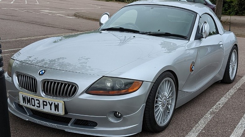 A ash 2003 BMW Z4