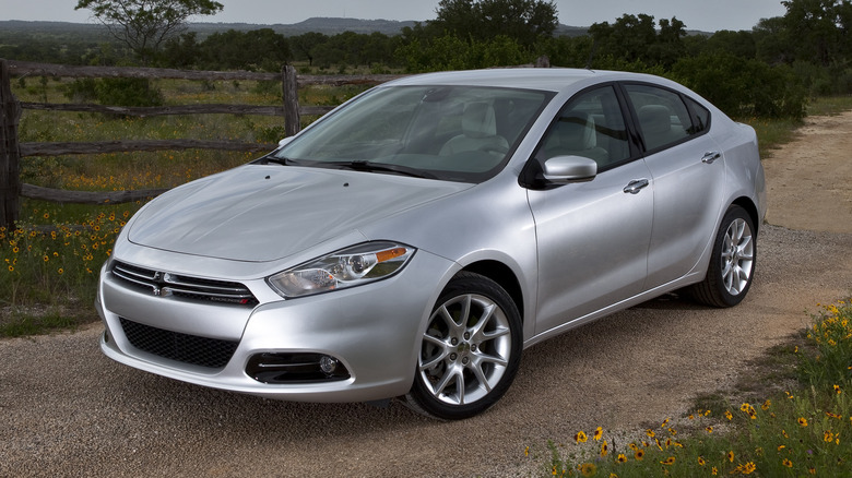 2013 Dodge Dart near field