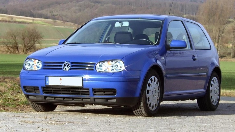 A blue 2001 Volkswagen Golf