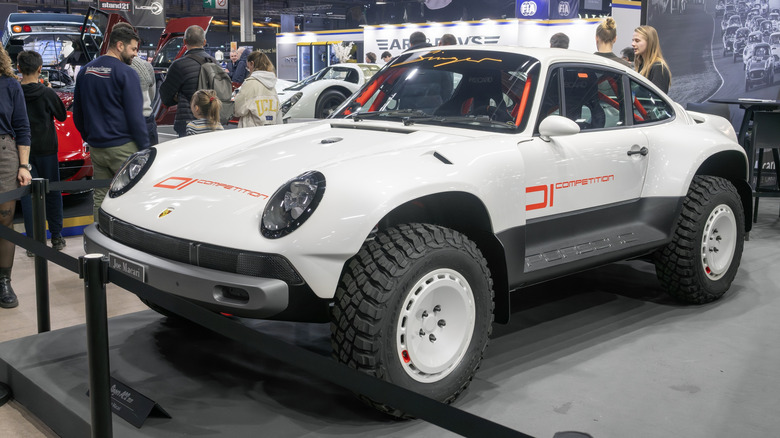 The Singer 911 ACS on display at Retromobile in Paris