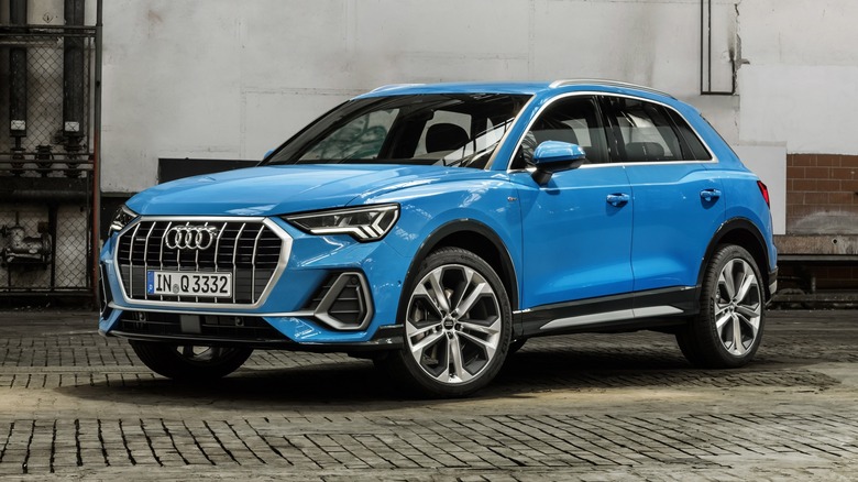 2019 Audi Q3 in blue