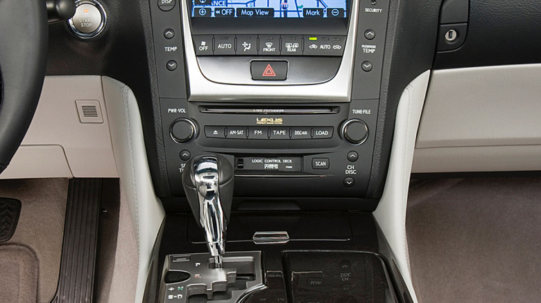 2010 Lexus GS 350 dashboard