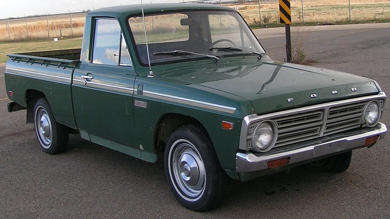 Ford Courier
