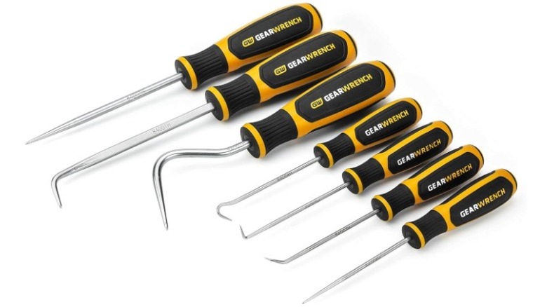Seven hook and pick with black and yellow handle