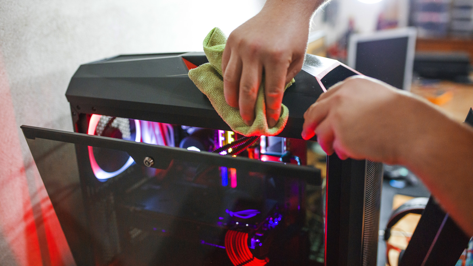 11 Important PC Maintenance Tips You Need To Know
