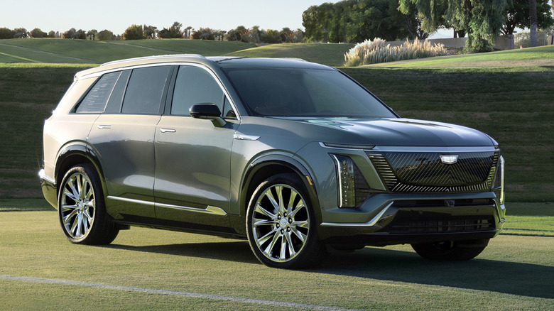 2026 Cadillac Vistiq on a tennis court