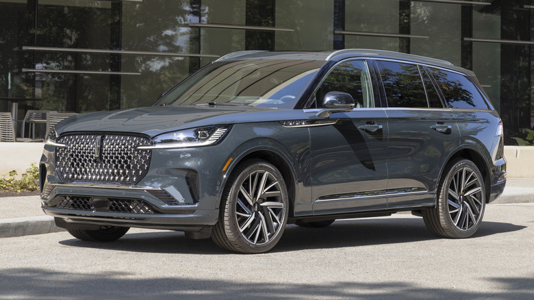 2025 Lincoln Aviator near an office