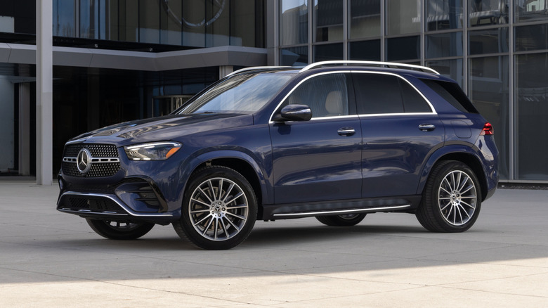 Mercedes-Benz GLE by a showroom