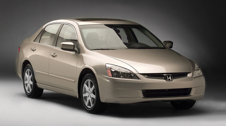 2004 Honda Accord sedan