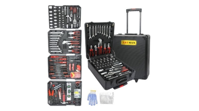 Four racks and a tool storage luggage