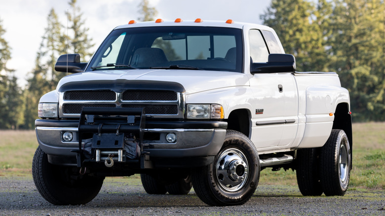 Diesel dually truck