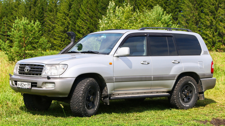 Land Cruiser with snorkel