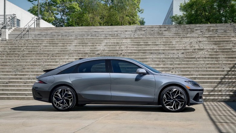 A grey 2025 Hyundai Ioniq 6