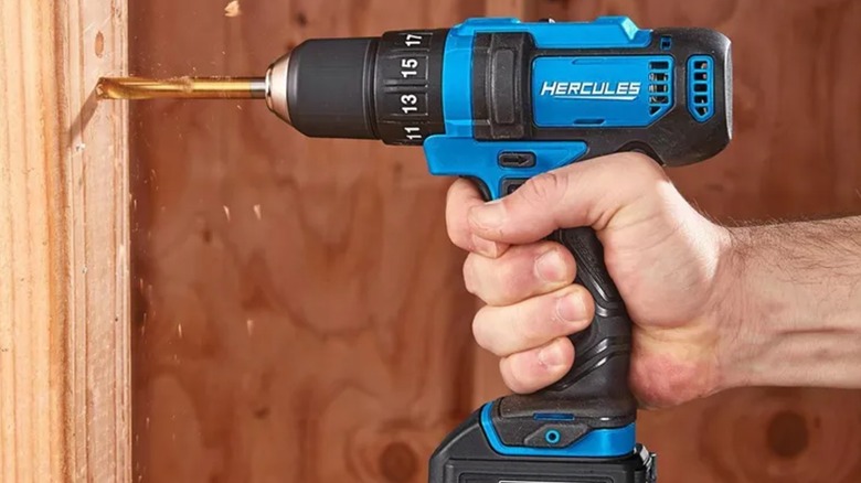drilling into timber frame with Hercules drill
