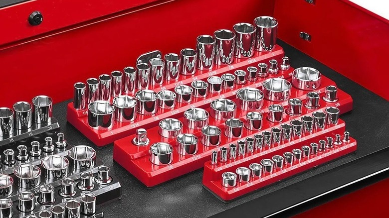 Toolbox socket organizer rack