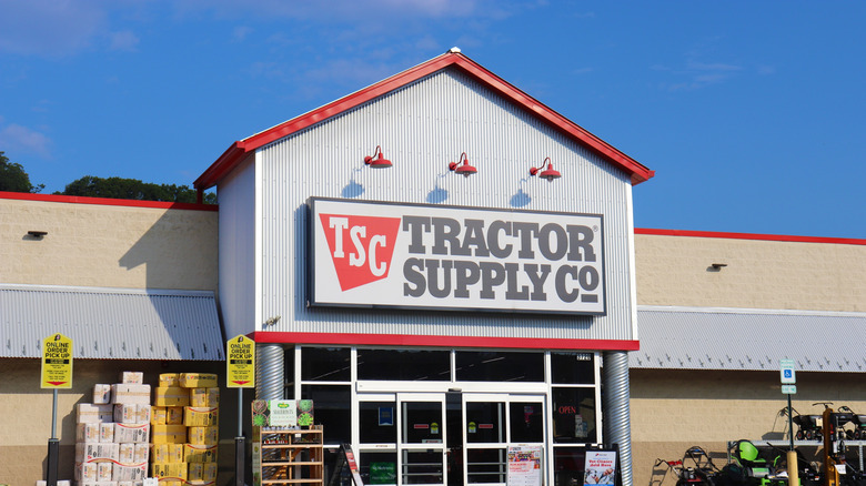 The exterior of a Tractor Supply storefront