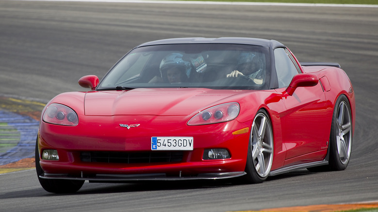 Chevrolet Corvette C6 on track