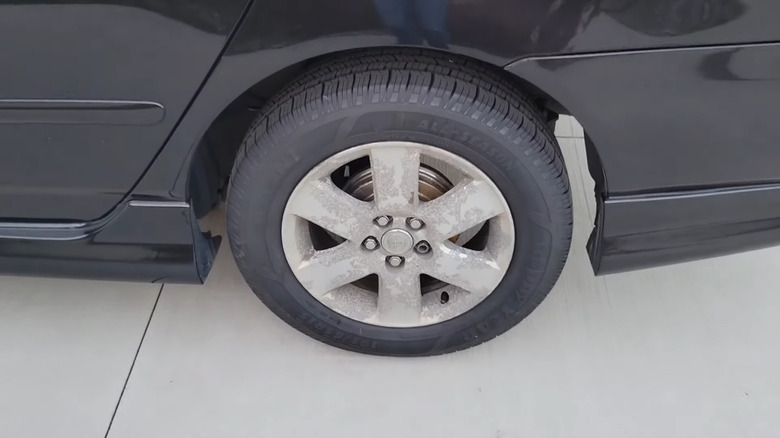 A shot of the Goodyear Reliant All-Season tire