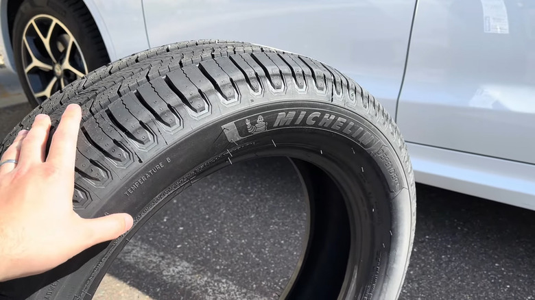 A close up of the Michelin Defender2 tire