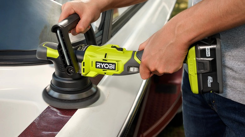polishing car with Ryobi polisher