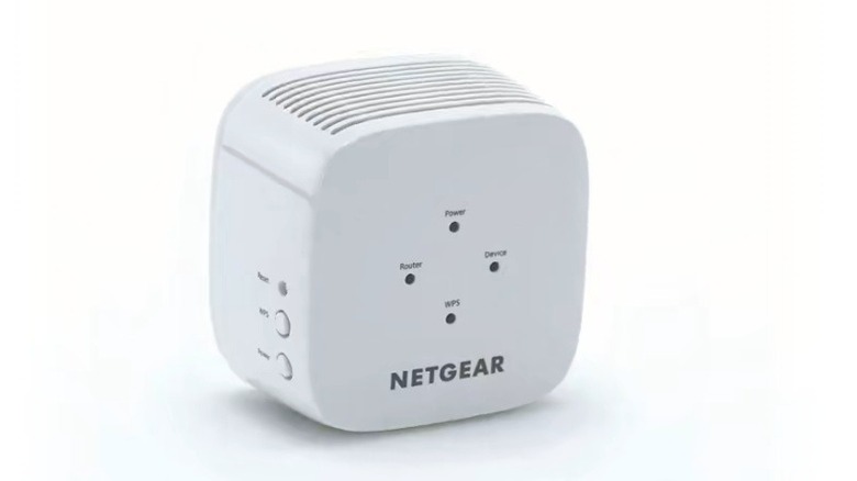 animation of Wi-Fi extender