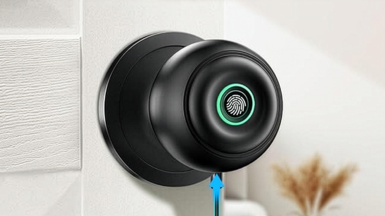 A close up of the Klloque Fingerprint Door Lock