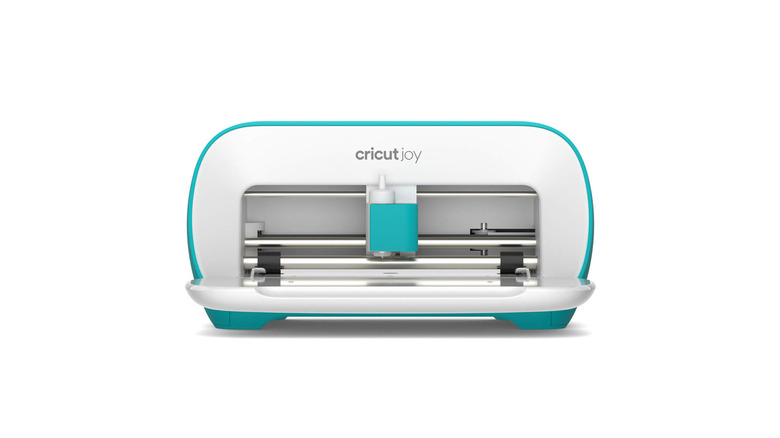 A close up of the Cricut Joy Compact Cutting Machine