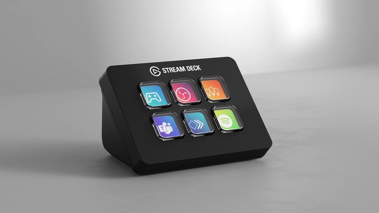 Stream deck mini on a white desk