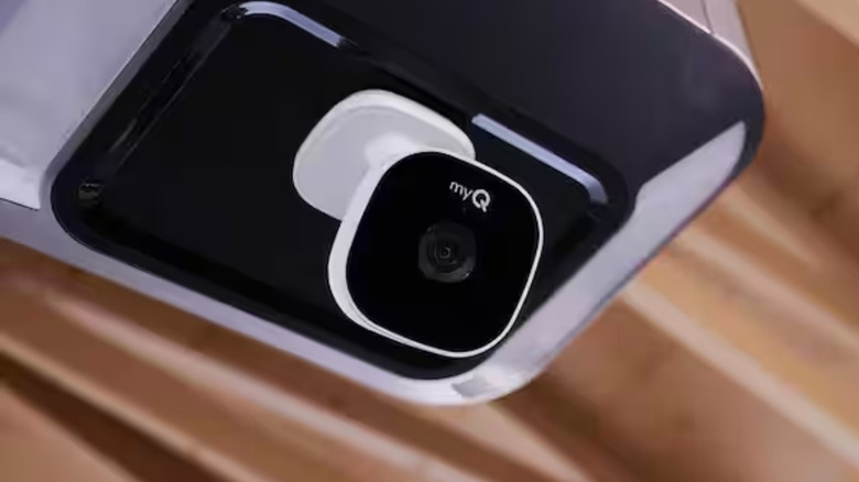 Chamberlain myQ garage camera facing downwards