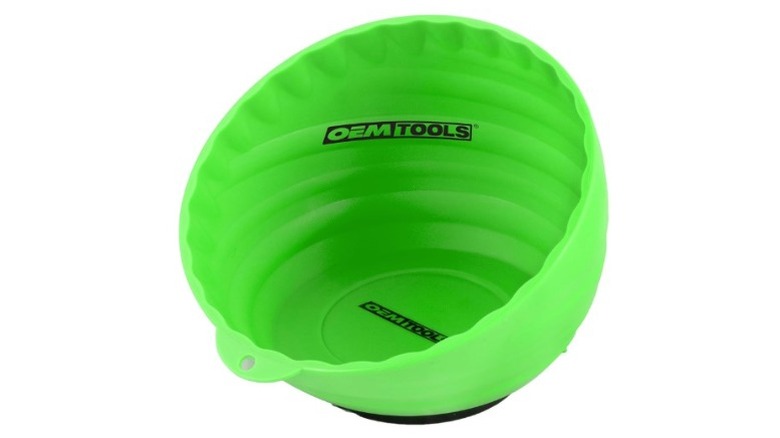 Green magnetic cup
