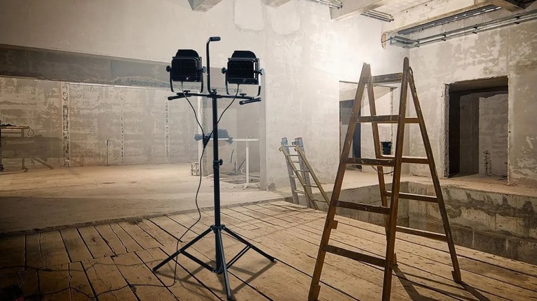 Braun 18,000 Lumen Detachable Work Light