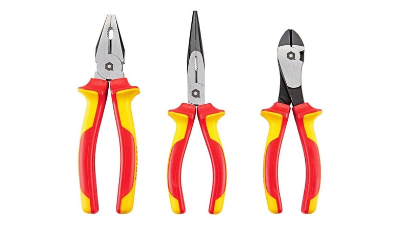 Quinn High 3-Piece Voltage Electricians Pliers Set
