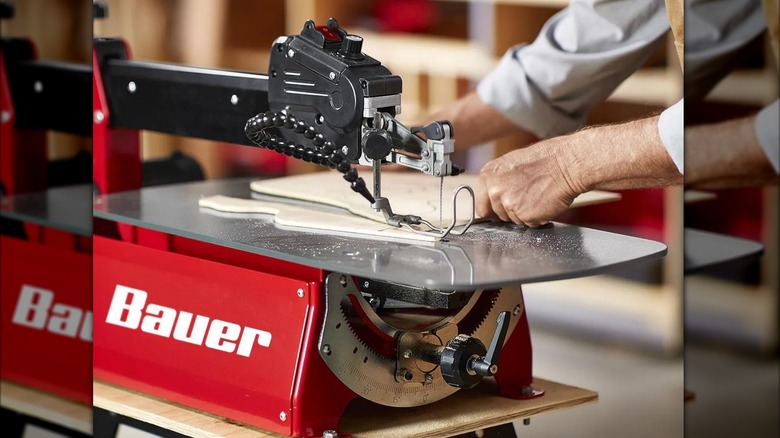 cutting workpiece with Bauer scroll saw