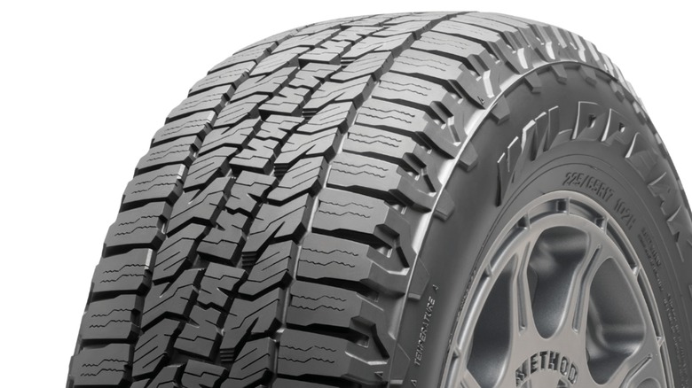 Close up image of the Falken Wildpeak A/T Trail tire