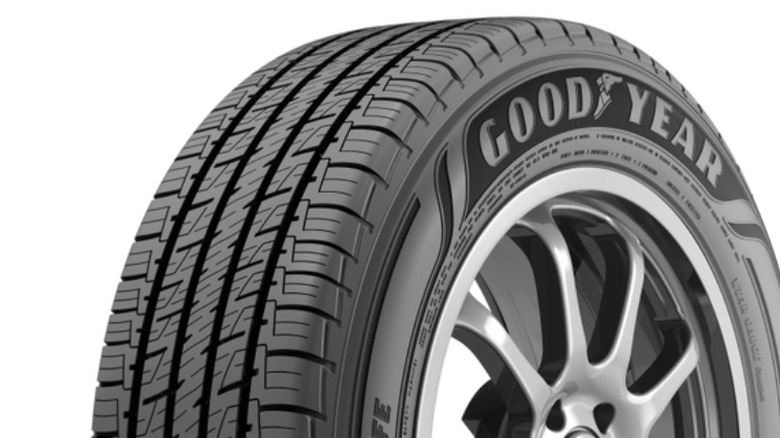 A close up shot of the Goodyear Assurance MaxLife all-season tire