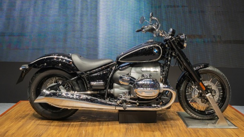 BMW R18