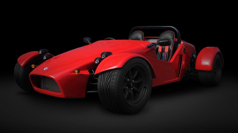 Riot Classic in red