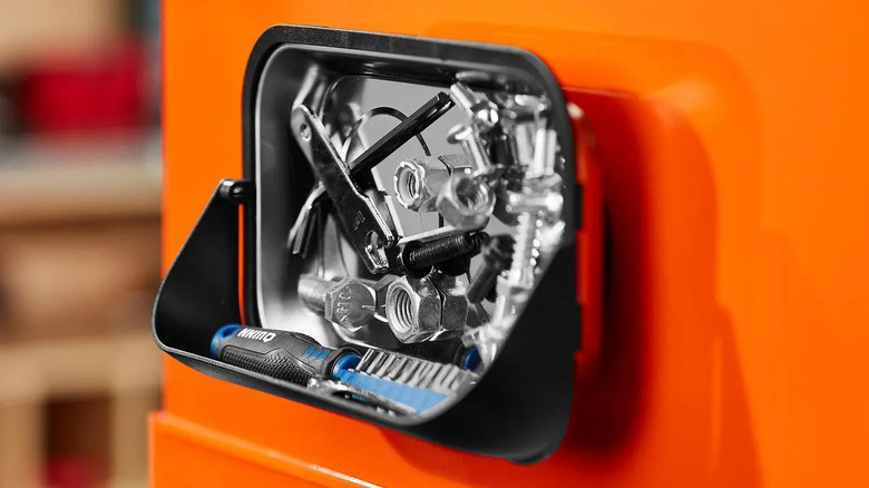 Pittsburgh 9-1/2-inch magnetic parts tray