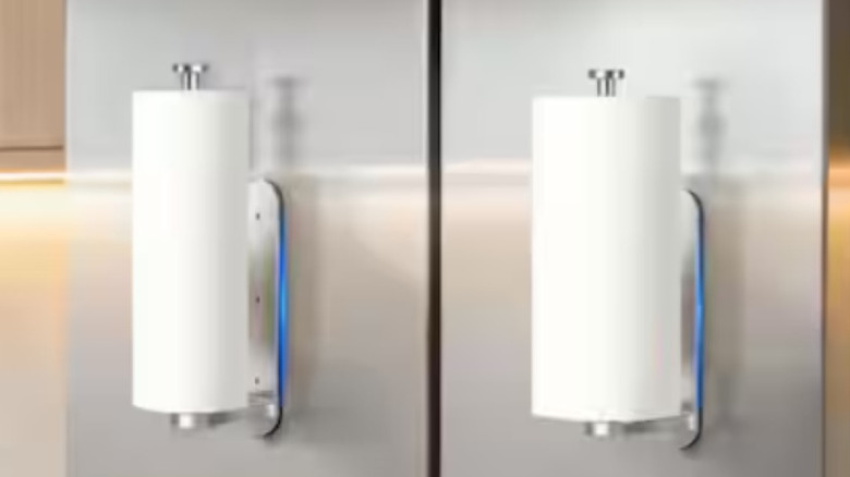 Magnetic paper towel holder