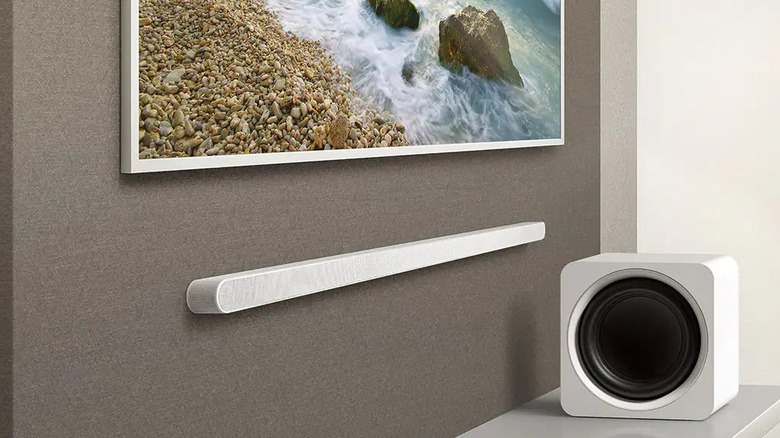 A Samsung soundbar and woofer