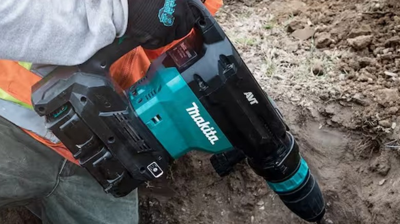 drilling with Makita rotary hammer