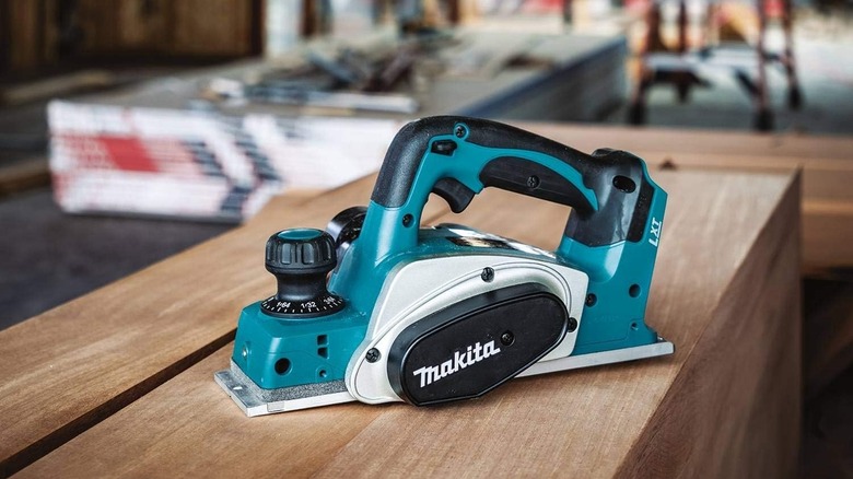 Makita XPK01Z planer at a jobsite