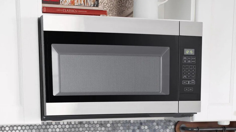 An Amana microwave