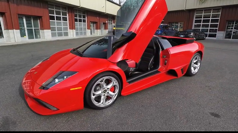 Red 2009 Lamborghini Murciélago