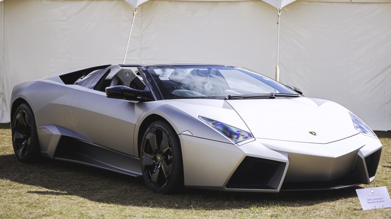 Lamborghini Reventón Roadster parked